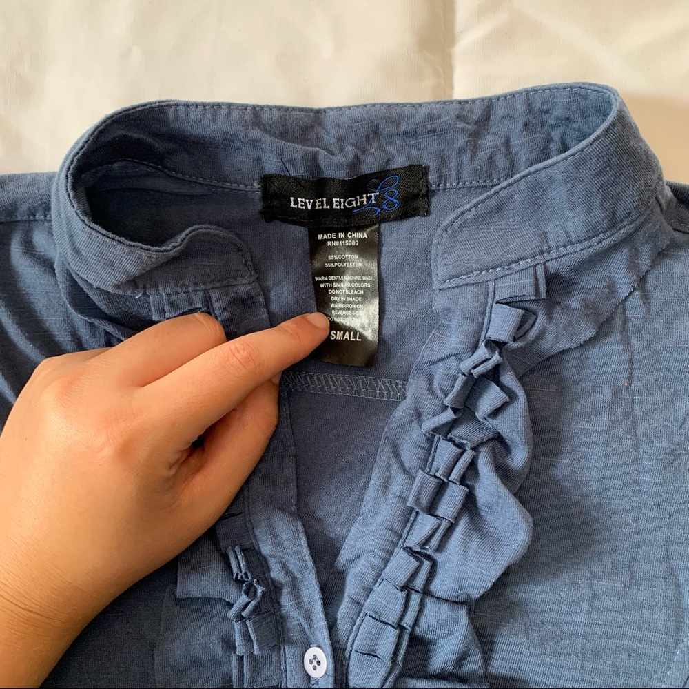 Level Eight Blue Front Ruffle Top Size Small - Picture 4 of 4